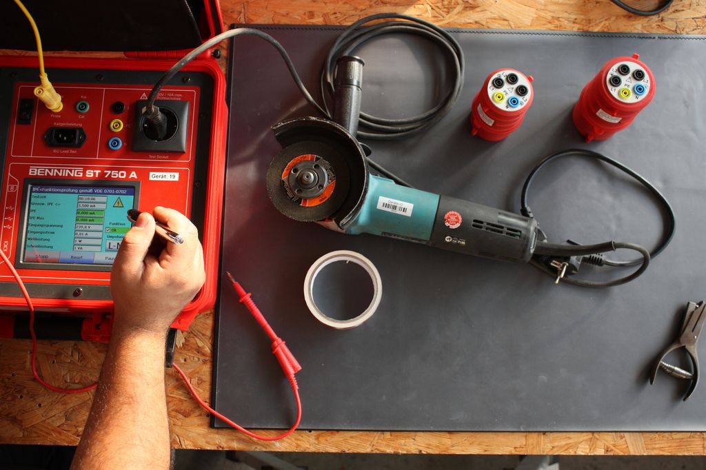 Prüfung elektrischer Betriebsmittel